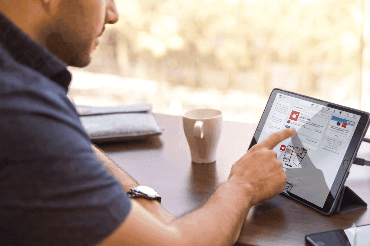 UX/UI Hub Newsletter on LinkedIn